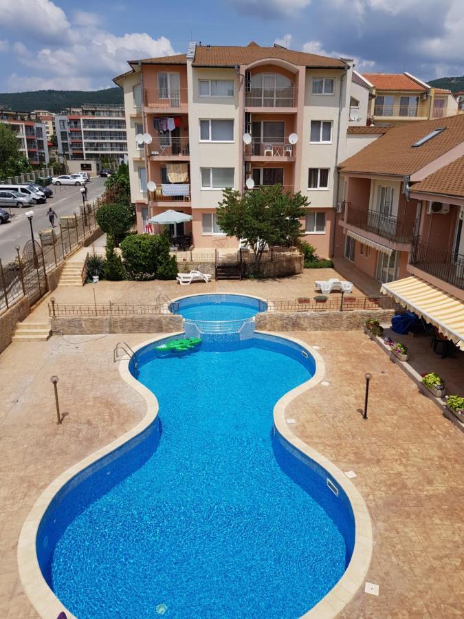 Zaliv Apartments House Sveti Vlas Luaran gambar